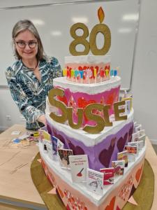 Le "faux" gateau d'anniversaire des 80 ans de Susie